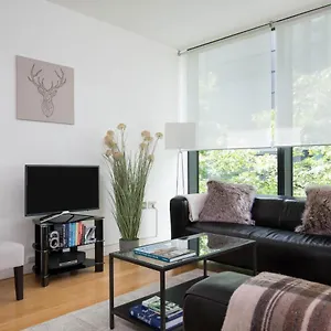 Diamond Quartermile Apartment